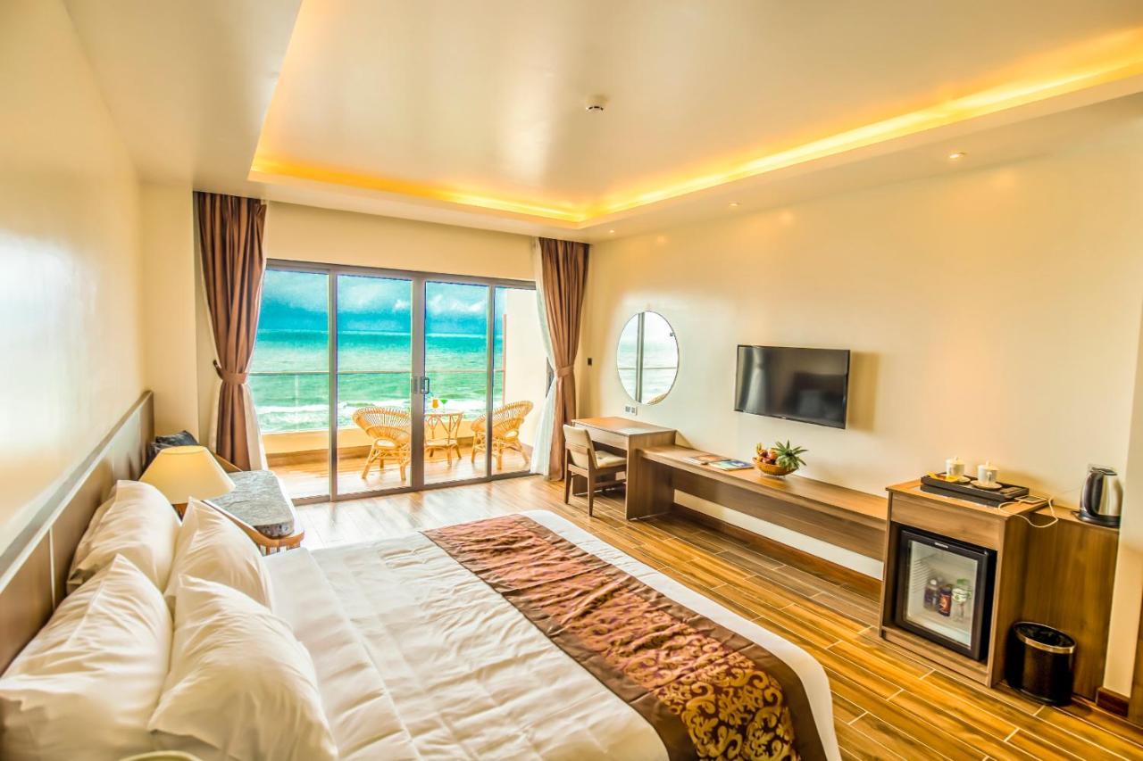 Deluxe Double Room with Sea View