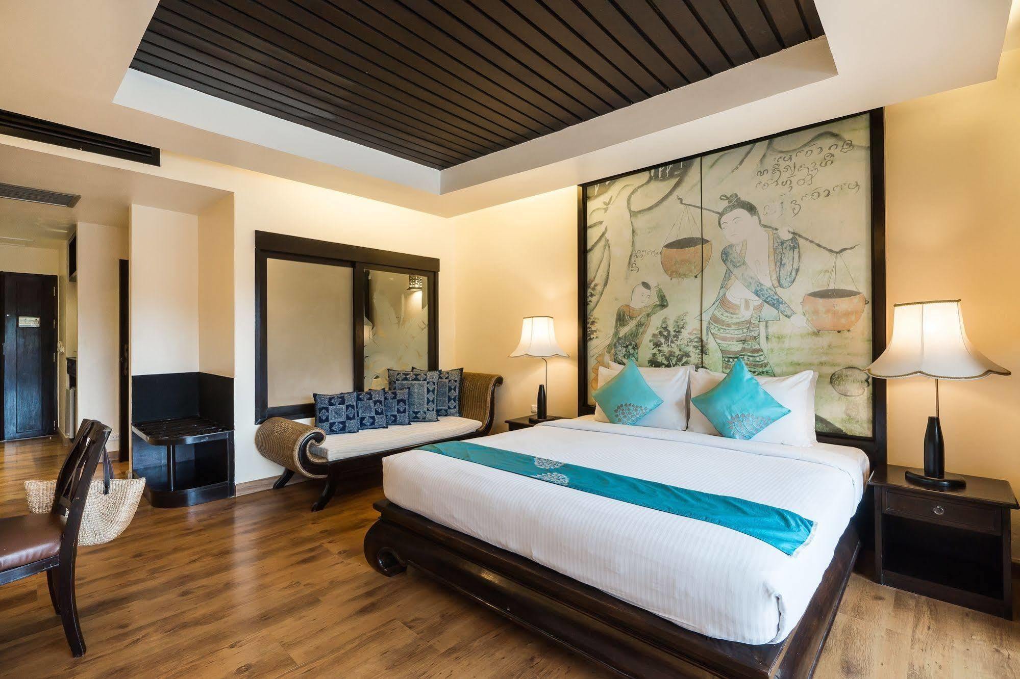 Deluxe Double or Twin Room
