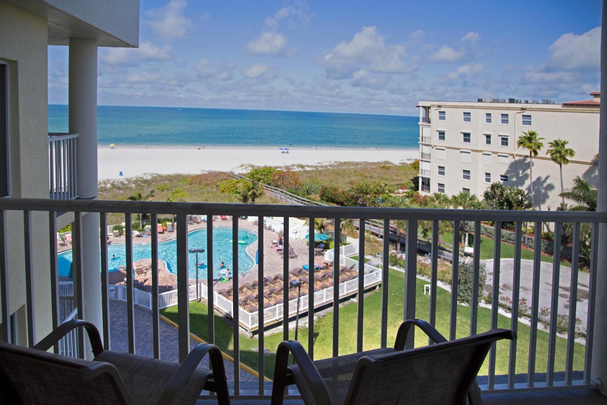 Two-Bedroom Suite Balcony Gulf View,701071645:JPEG