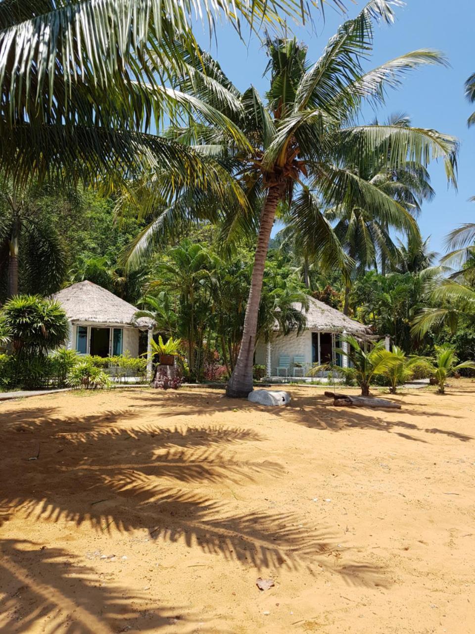 Bungalow - Beach Front