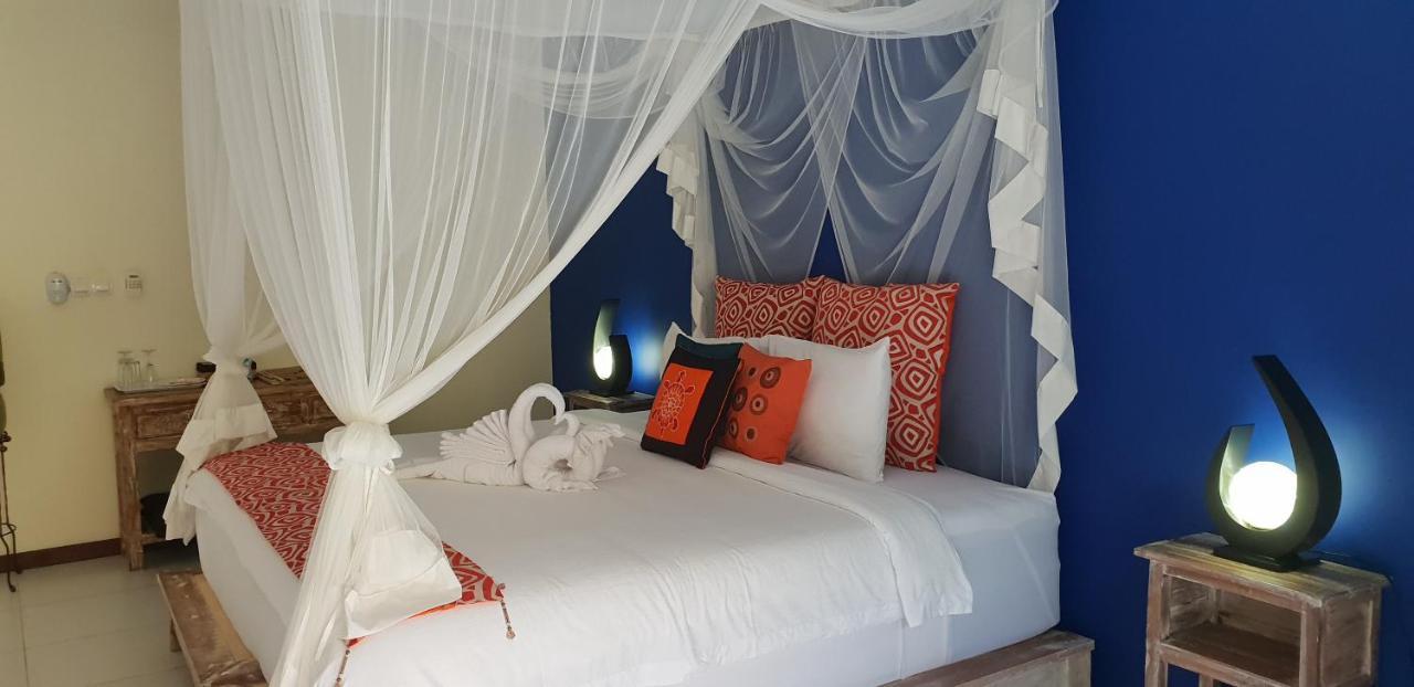 Bungalow with Garden View,761926300:JPEG