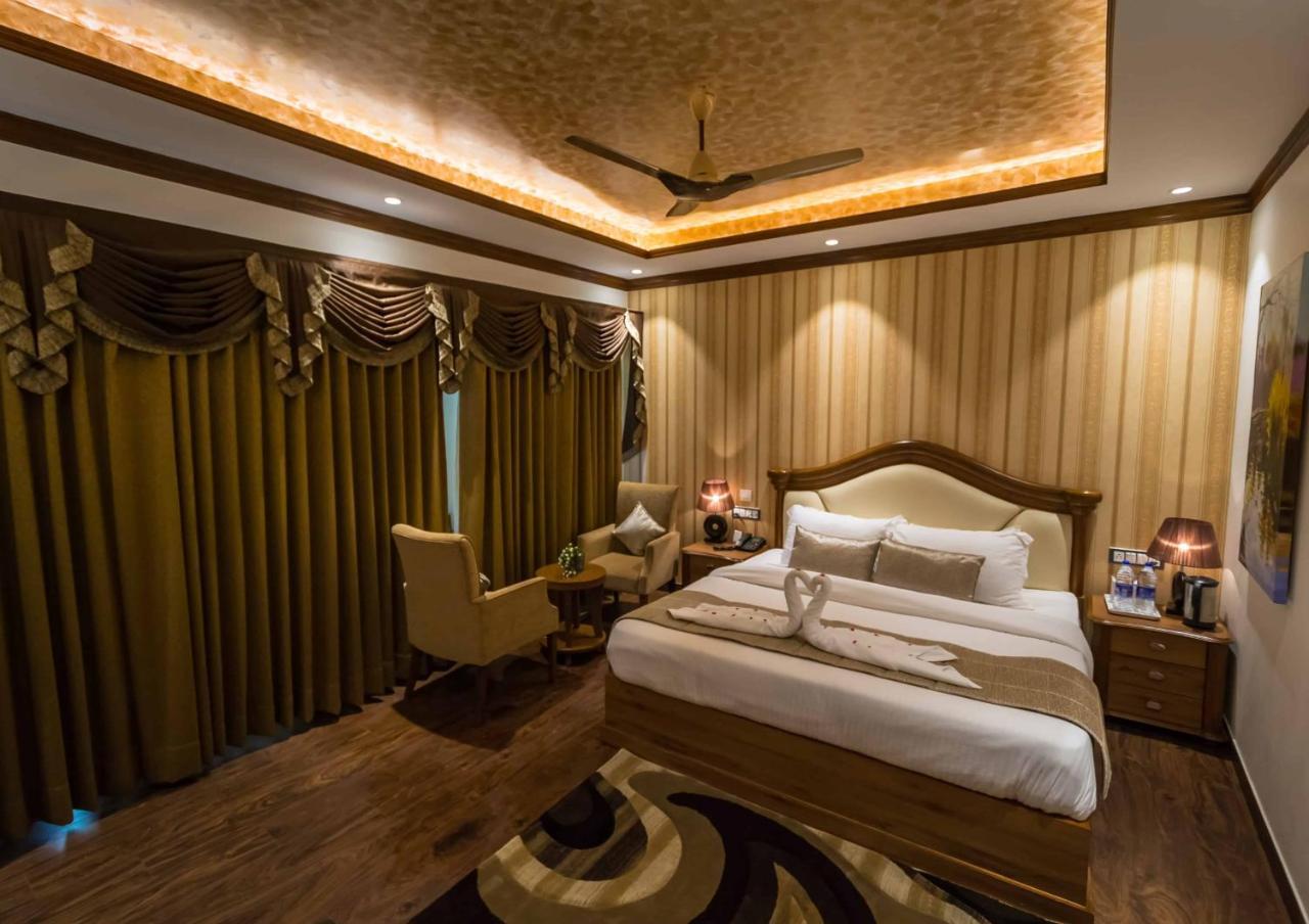 King Room with Balcony