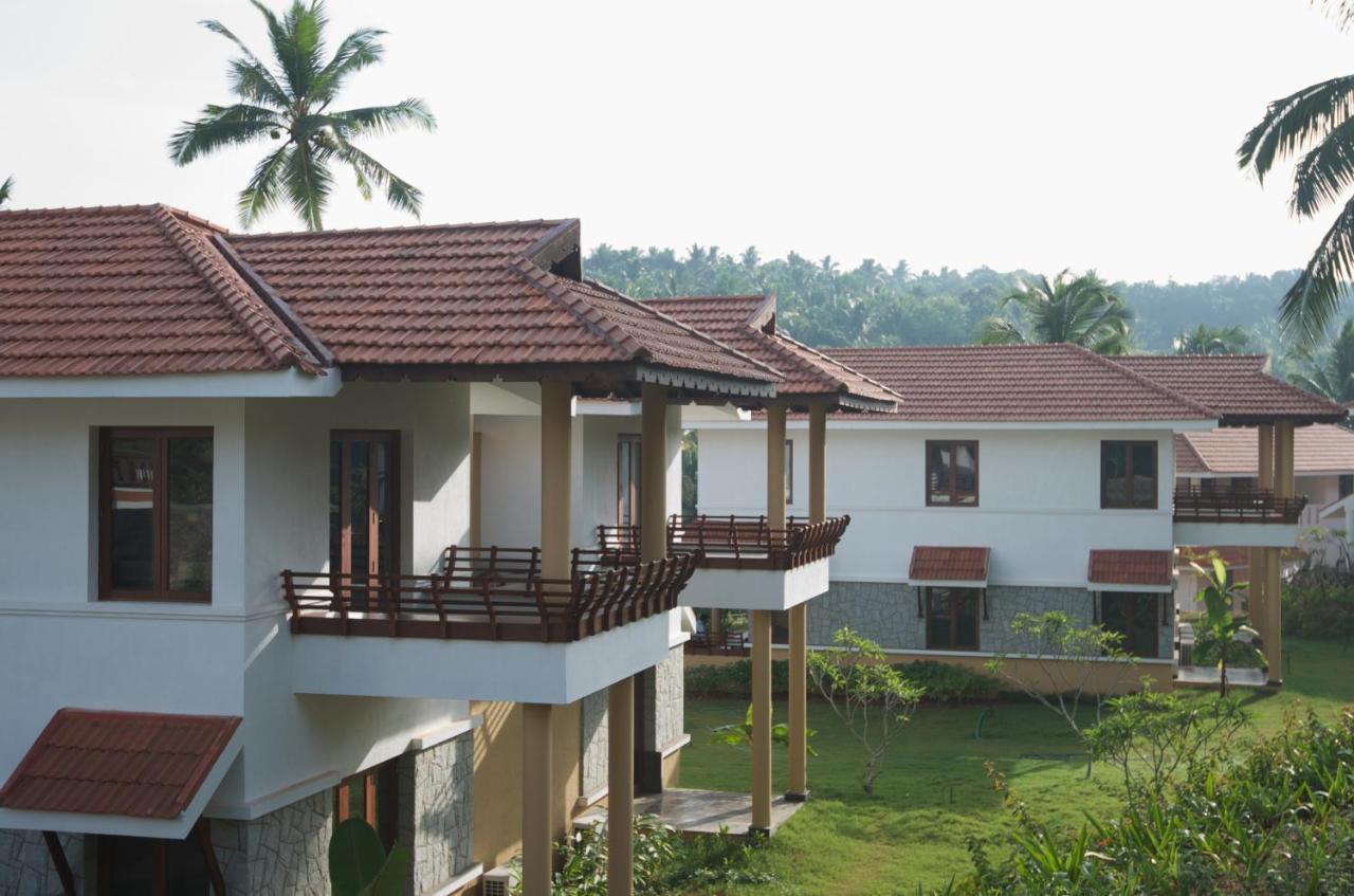 Rock Garden Ayurveda Retreat with Breakfast, Lunch & Dinner, Daily 90-Min Ayurveda Therapy, Yoga & TRV Airport Transfers