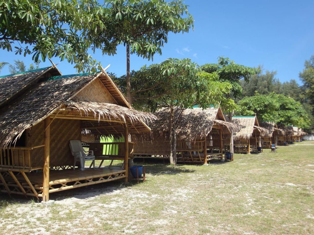 Bungalow with Sea View,777225886:JPEG