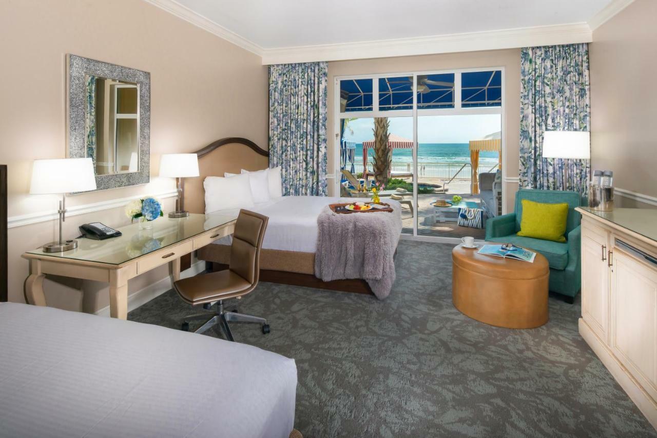 Oceanfront Double Cabana Guestroom