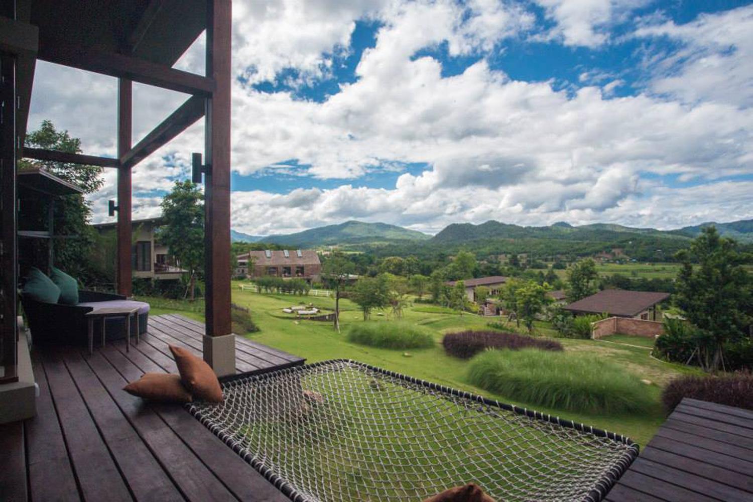 One-Bedroom Grand Villa with Mountain View