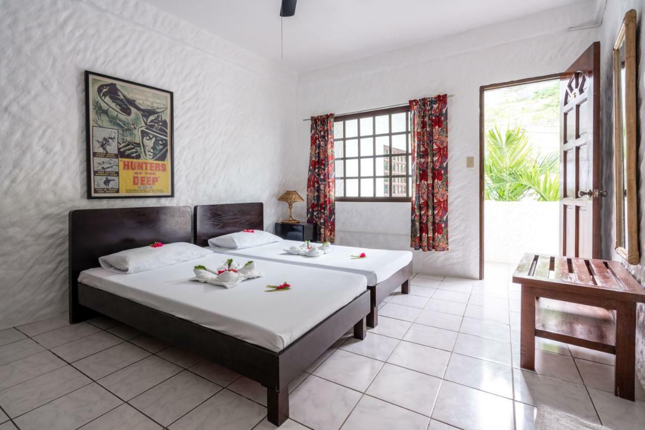 Double or Twin Room with Pool View