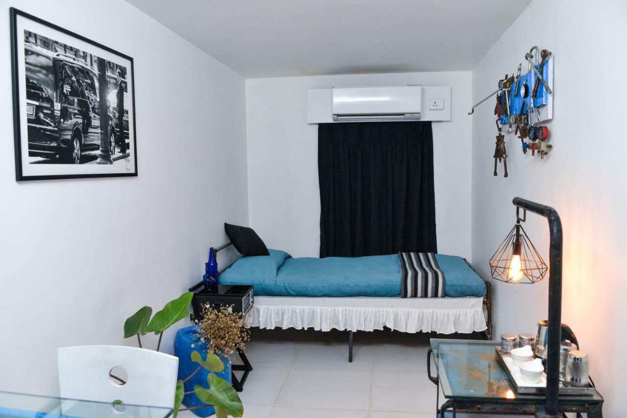Single Room with Private External Bathroom