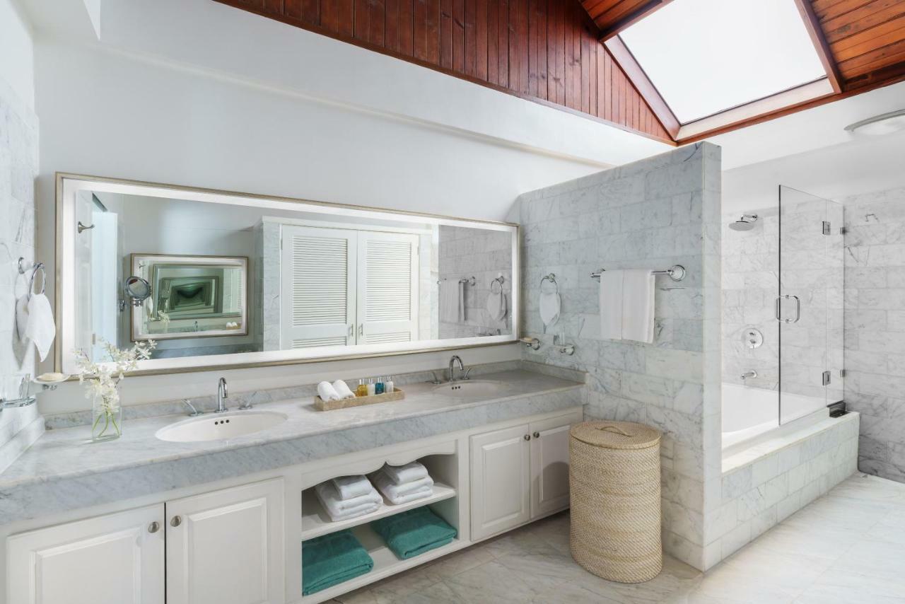 Luxury Almond Pool Suite