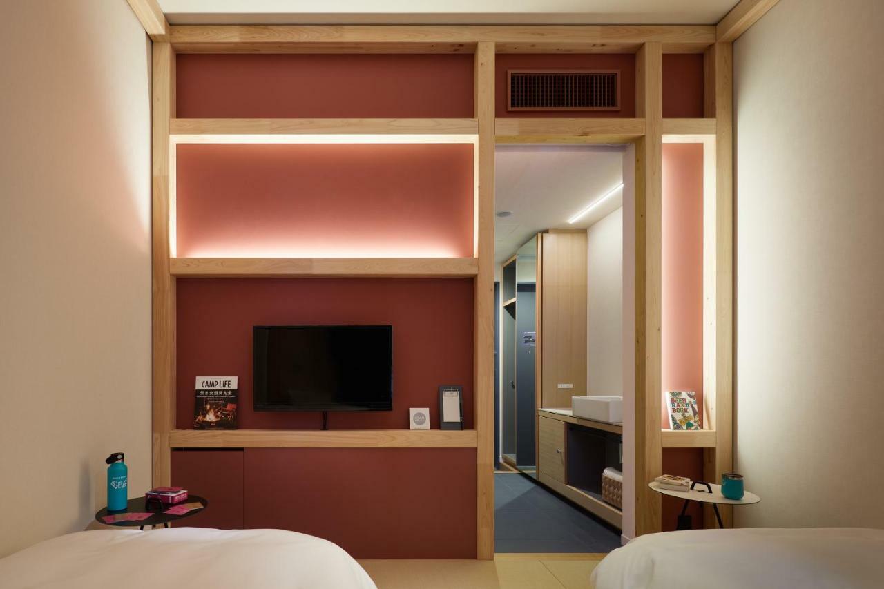 Twin Room Private Bathroom,994190974:JPEG