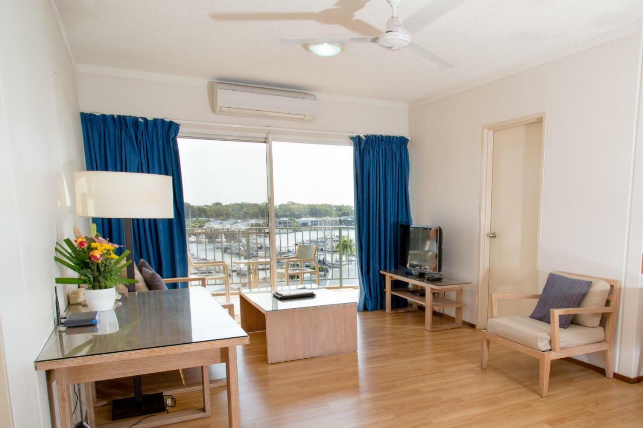 Standard One Bedroom Apartment Water View includes Free Parking & Wifi,1219772746:JPEG