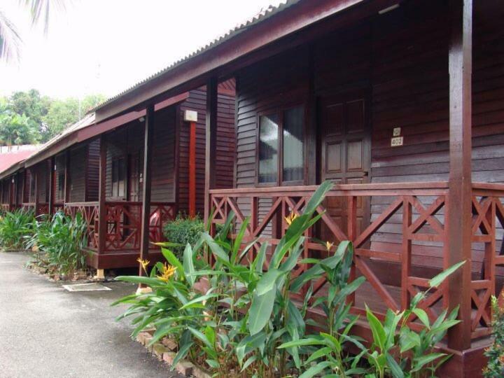 Standard Chalet,850678361:JPEG