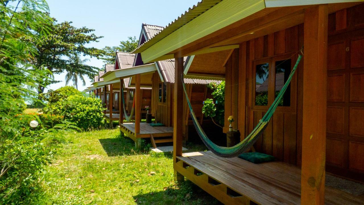 Bungalow Deluxe