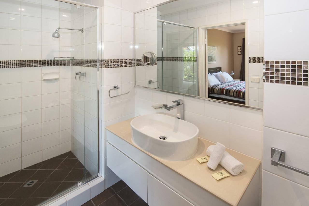 Three-Bedroom Villa with 3 Queen Beds