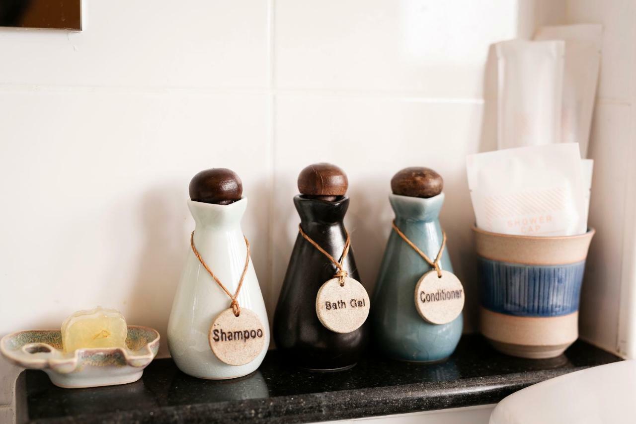 Three-Bedroom Villa,909740935:JPEG