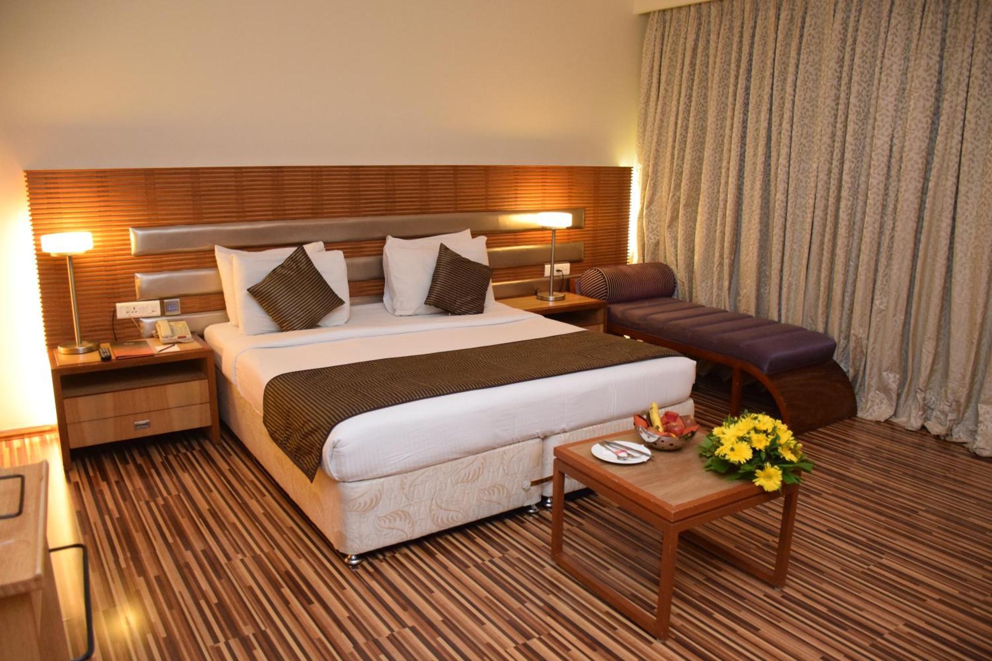 Executive Family Room - Complimentary Shuttle Pickup and Drop to Sai Baba Temple (Gate 2)