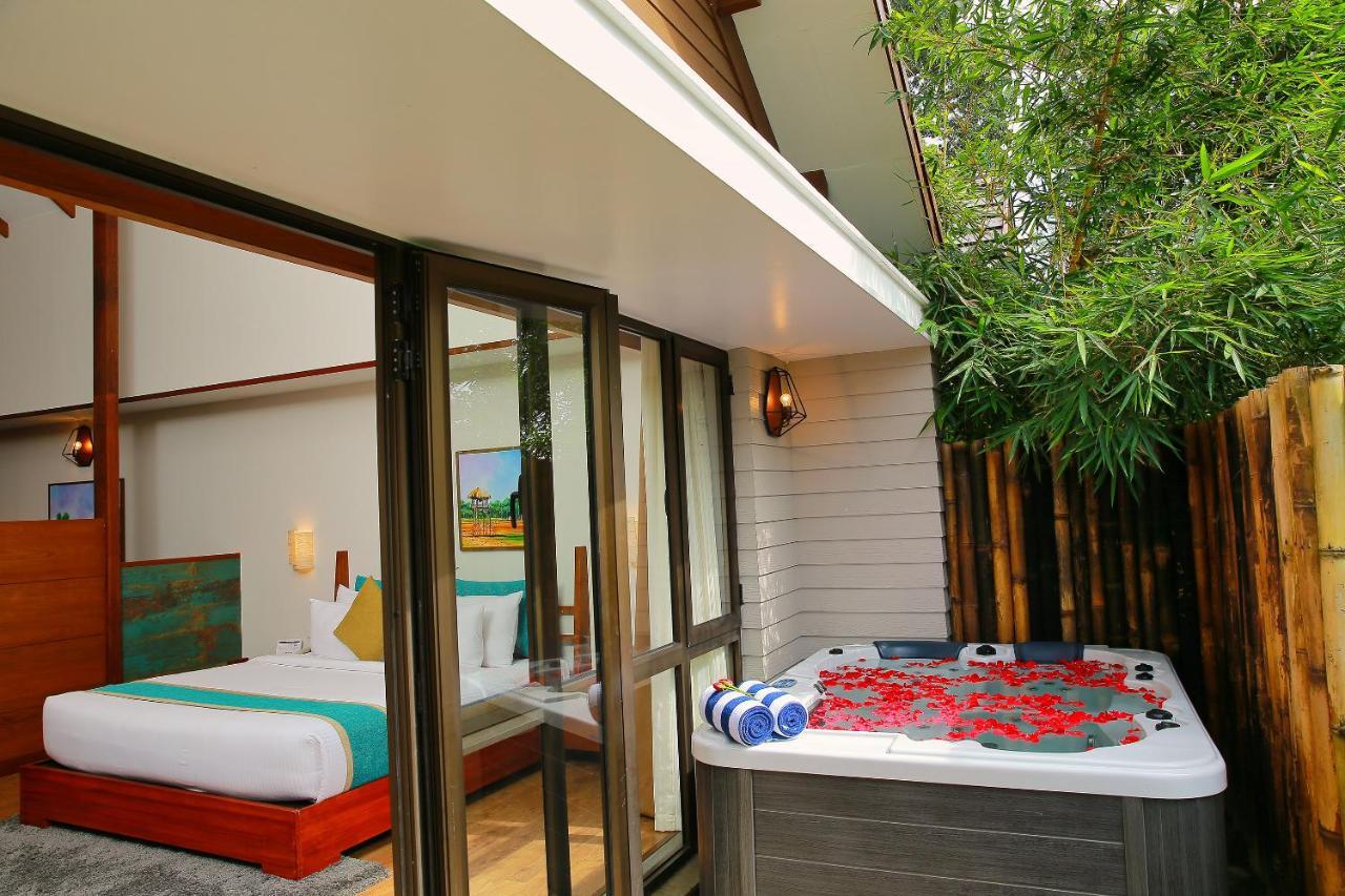 Jacuzzi Villa