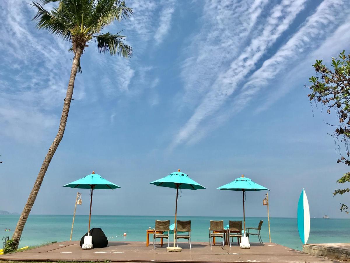 Villa - Beach Front