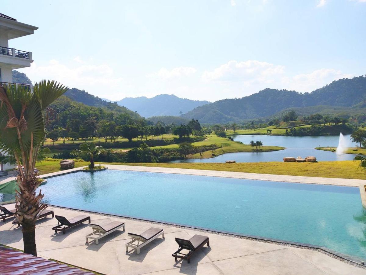 The Valley Superior Pool View
