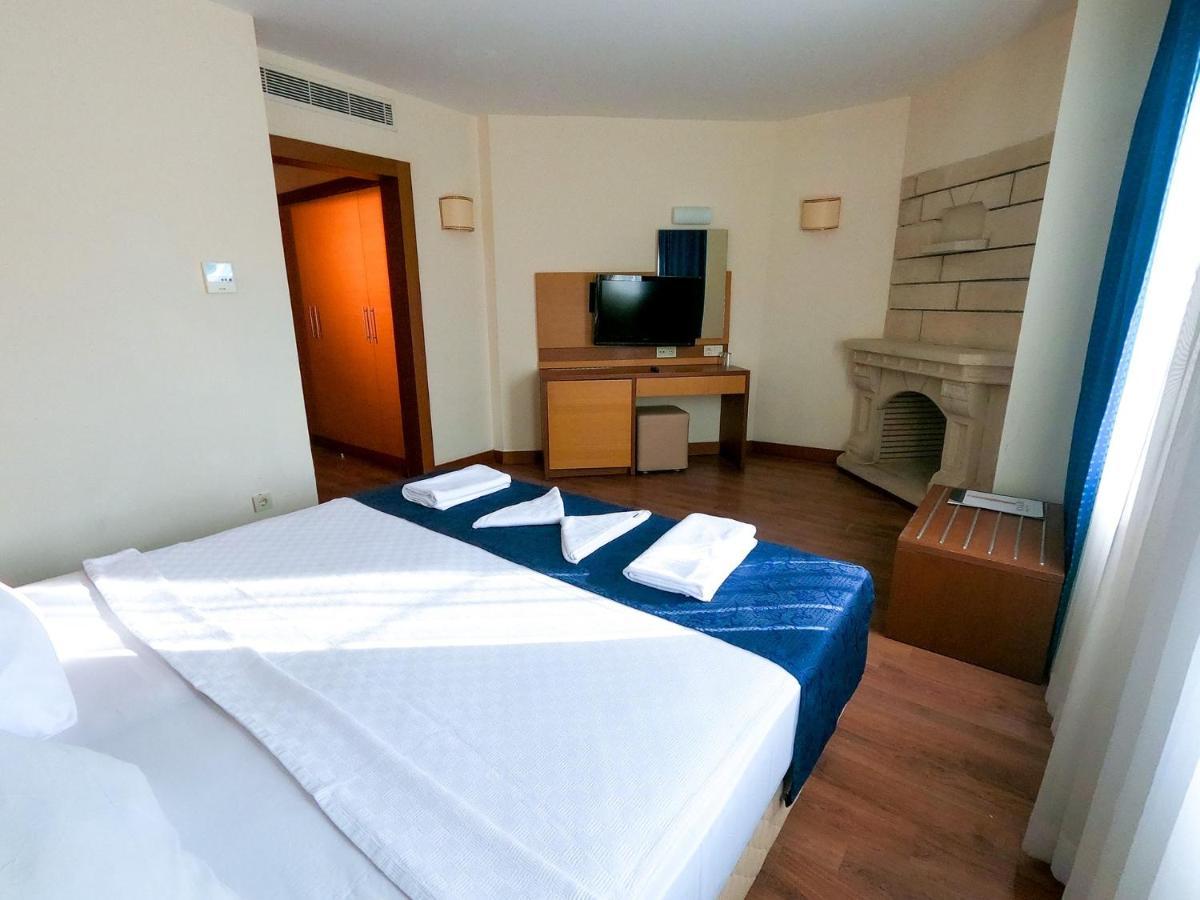 Standard Double Room,1085187139:JPEG