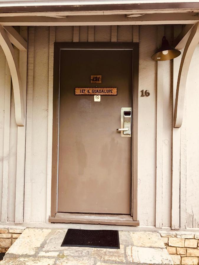 One-Bedroom King Cottage,973982773:JPEG