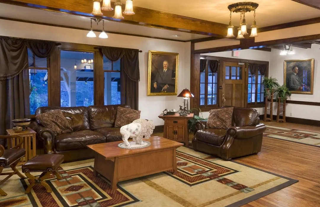 State Game Lodge At Custer State Park Resort-1