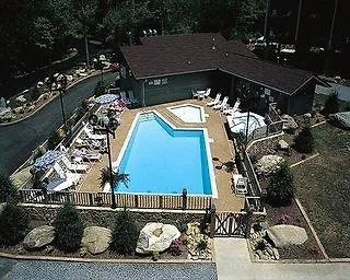 Tree Tops Resort-1