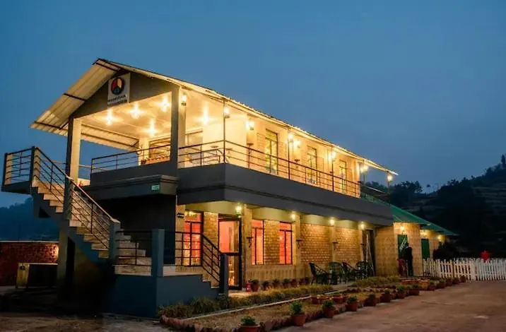 Woodstock Resort-1