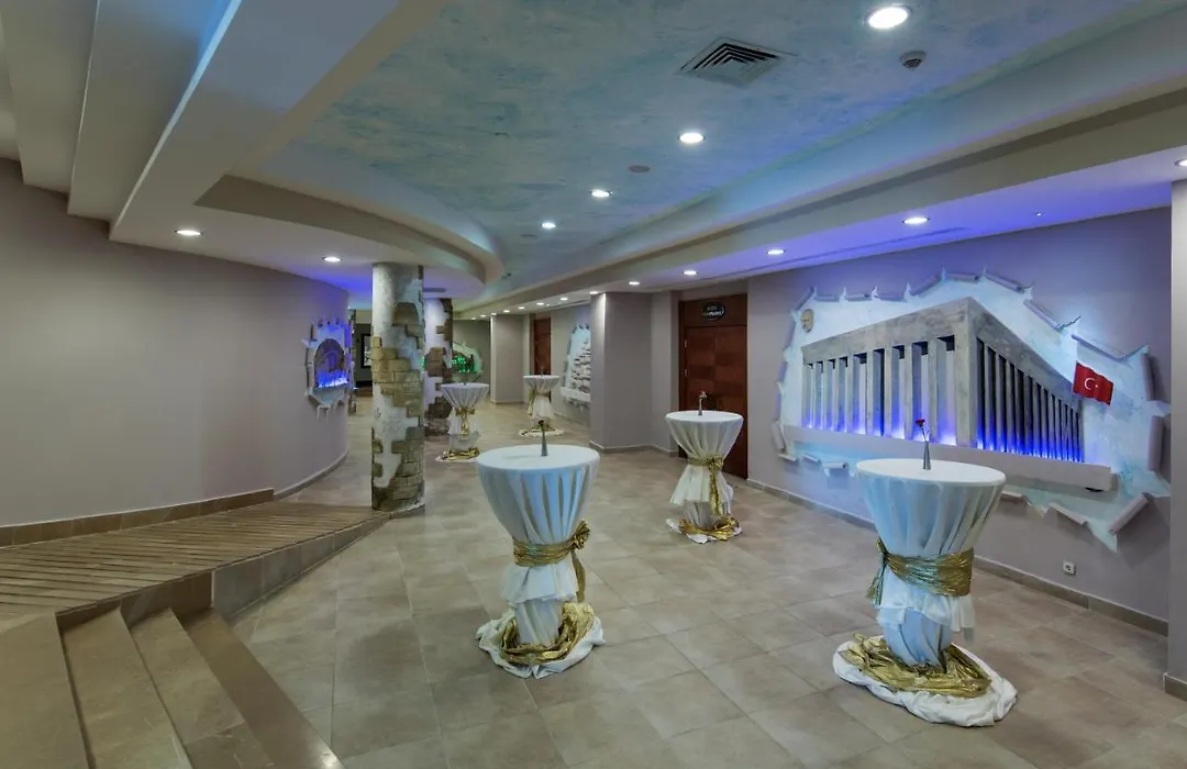 Alba Royal Hotel (Adults Only)-1