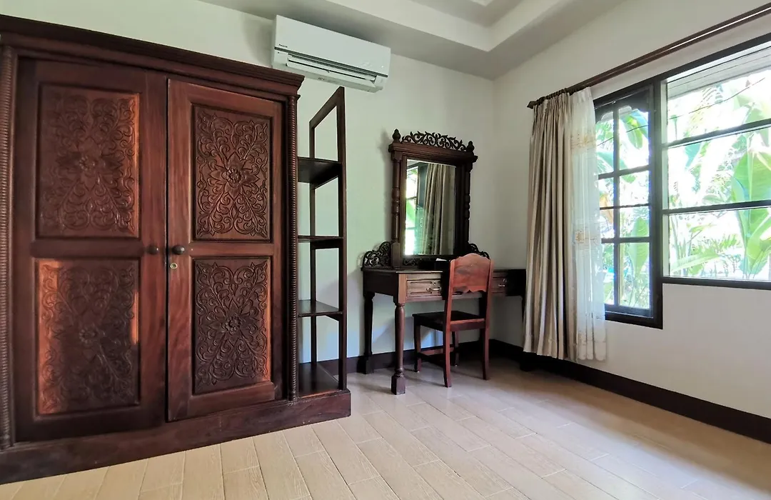 Holiday Villa, Lanta-1