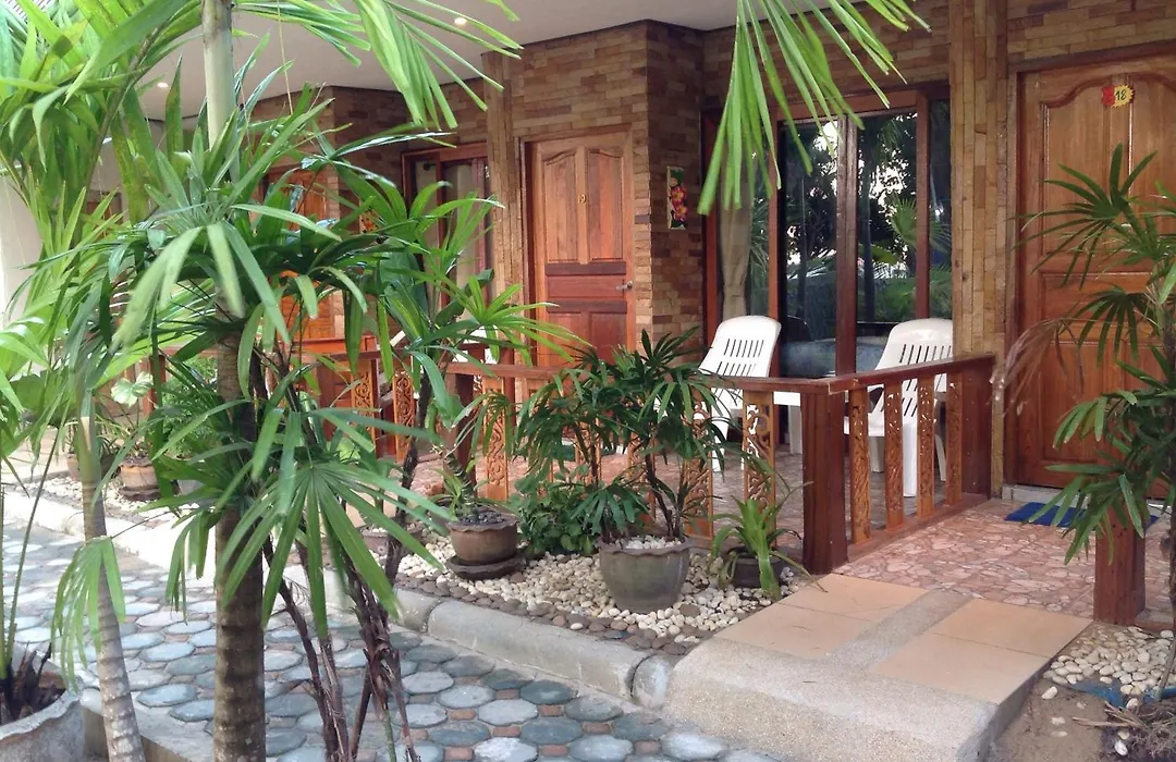 Ruan Mai Naiyang Beach Resort-1