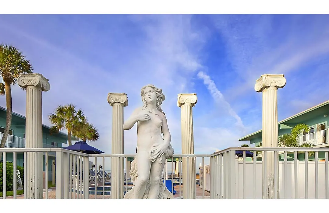 Via Roma Beach Resort-1