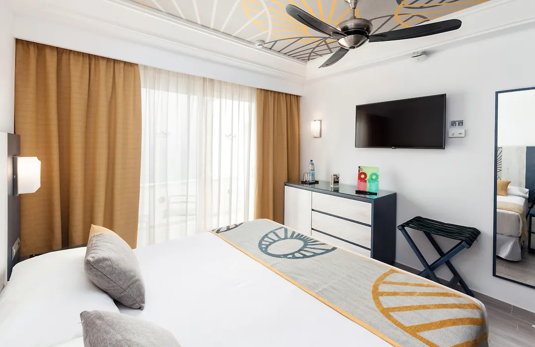 Hotel Riu Vistamar-1