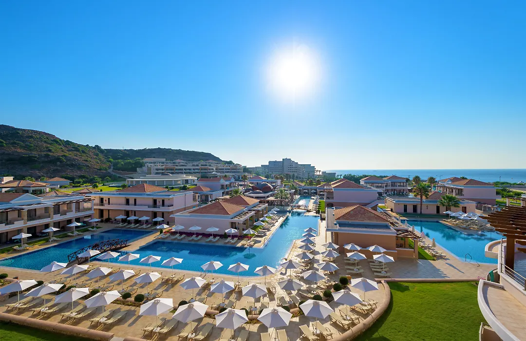 La Marquise Luxury Resort Complex-1