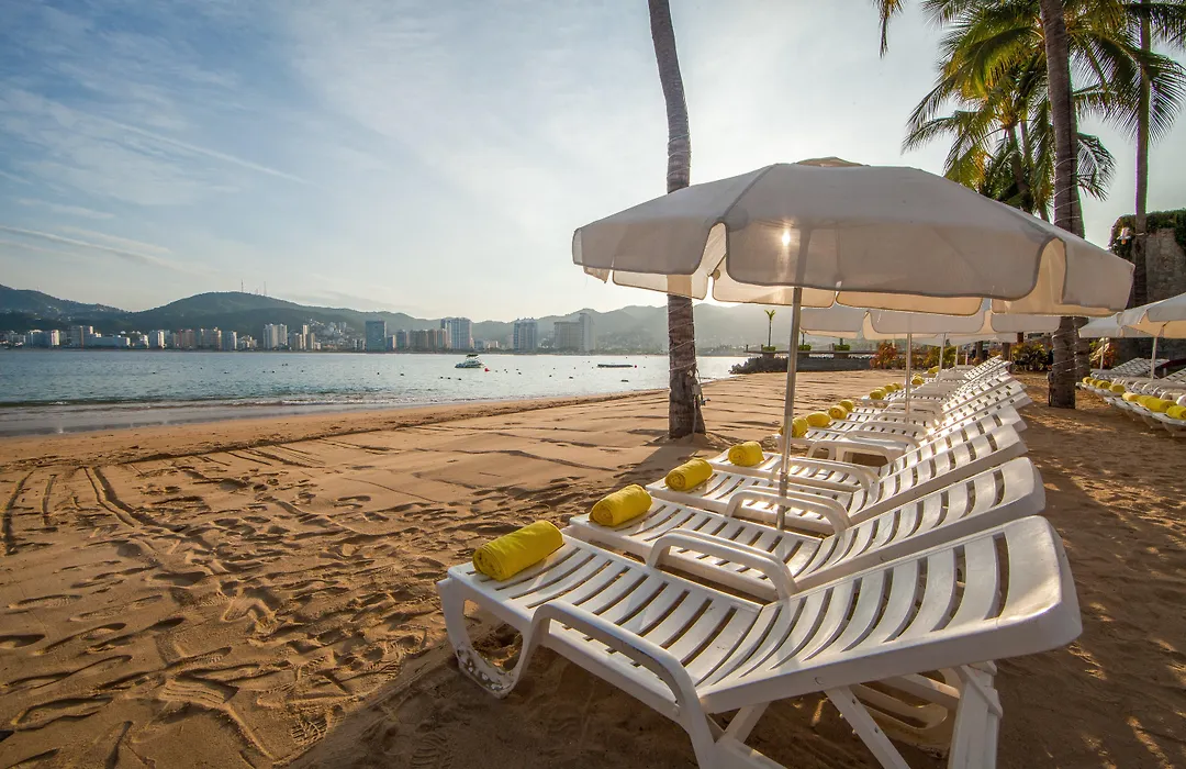 Park Royal Beach Acapulco-1