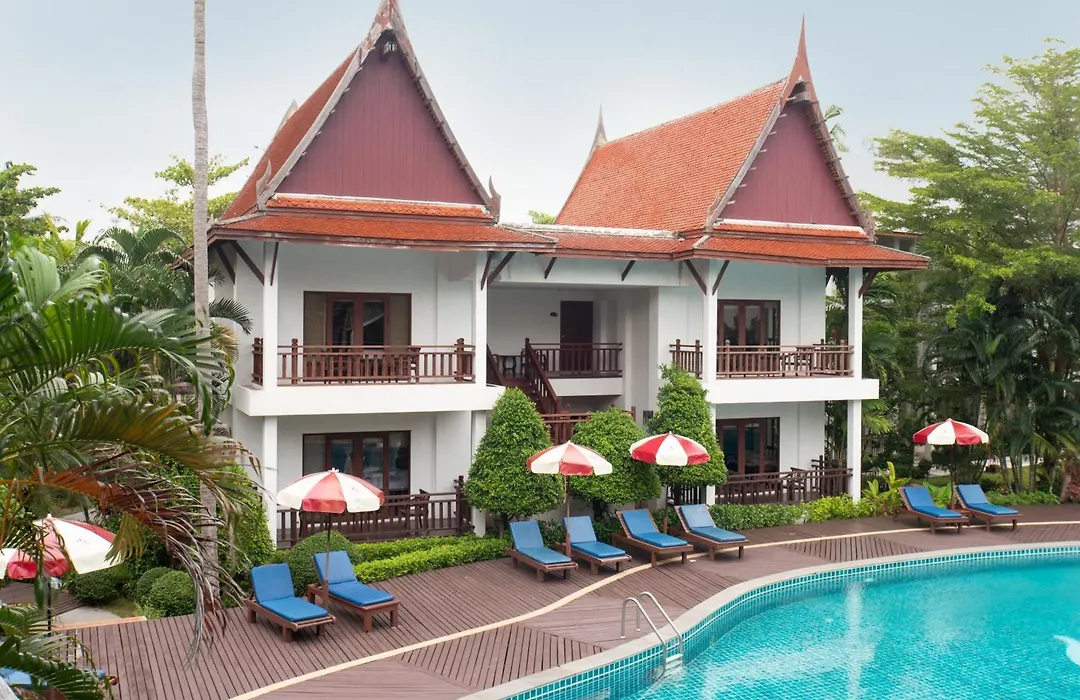 Royal Lanta Resort & Spa-1