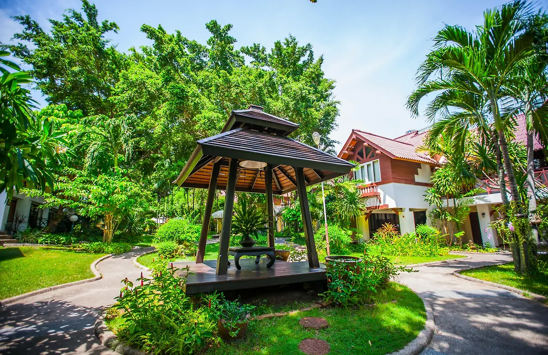 Natural Park Resort Pattaya-1