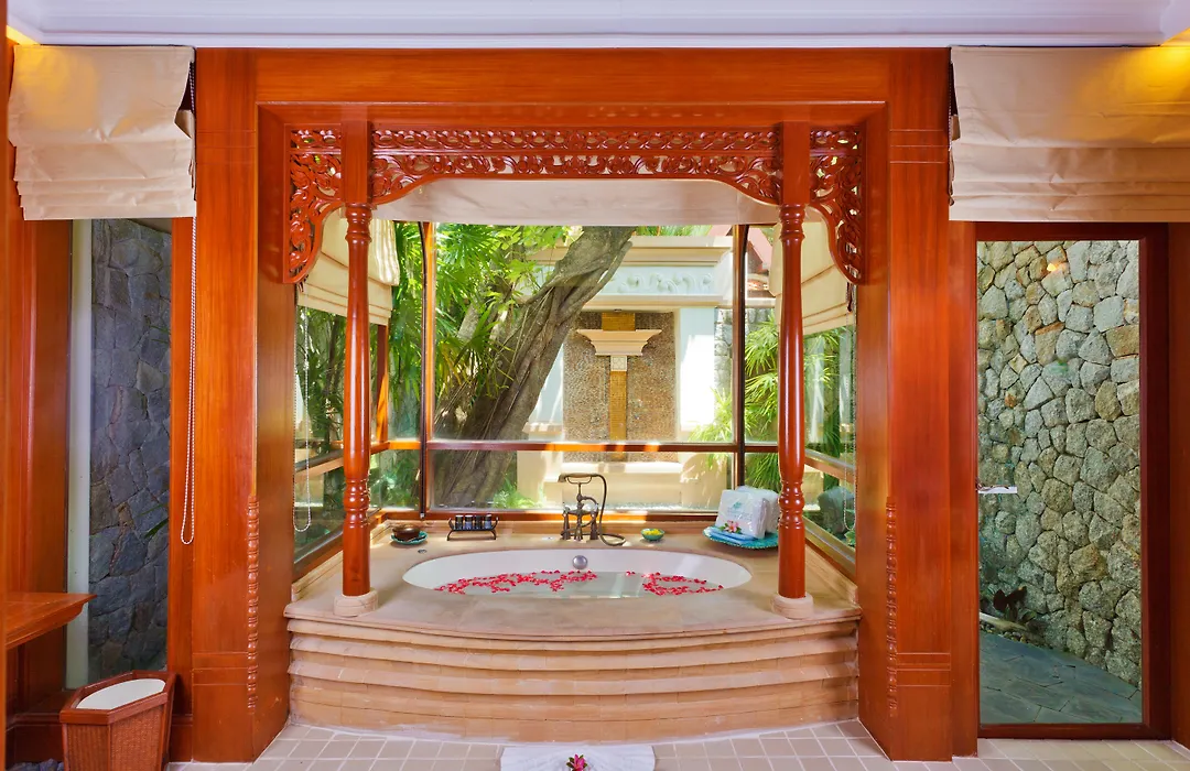 Diamond Cliff Resort & Spa, Patong Beach-1