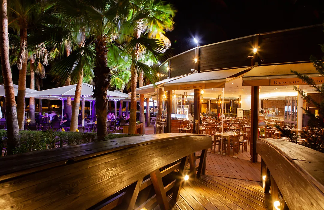 Wine & Books By The Sea, Algarve Resort-1