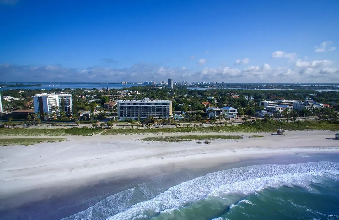 Cirque St Armands Beachside-1