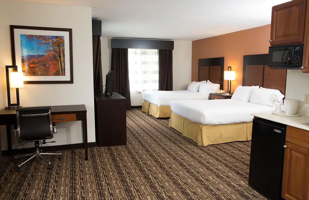 Holiday Inn Express Hotel & Suites Cherokee-Casino By Ihg-1