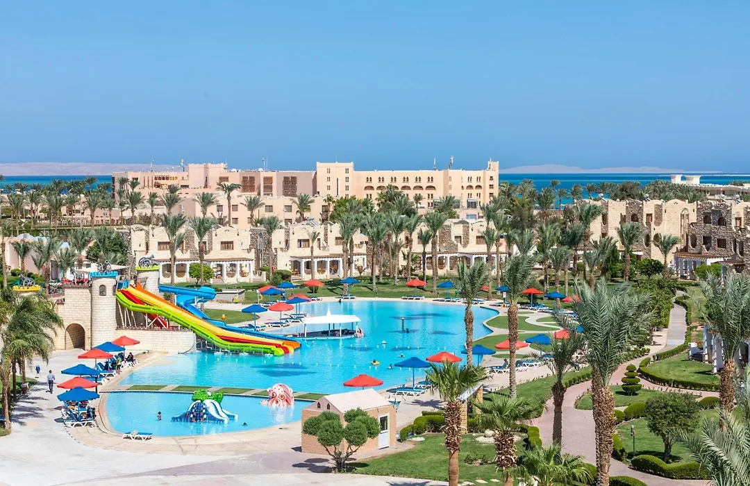 Royal Lagoons Resort&Aqua Park Families&Couples Only-1