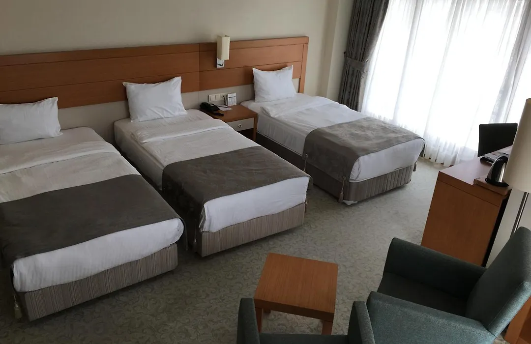 Mercia Hotels & Resorts-1
