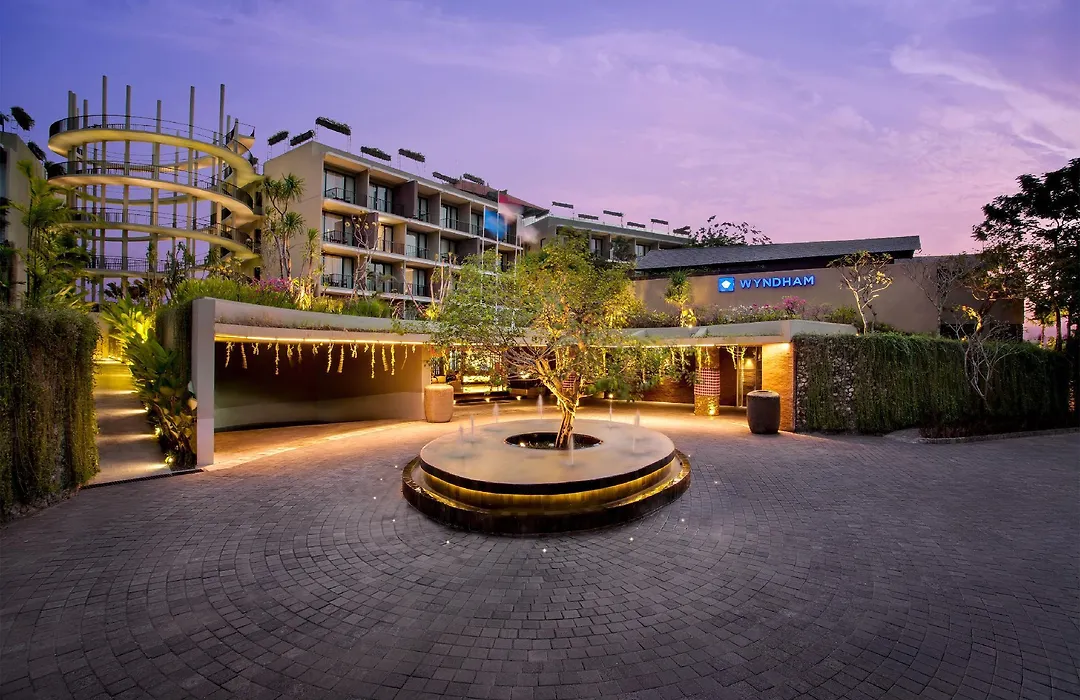 Wyndham Dreamland Resort Bali-1