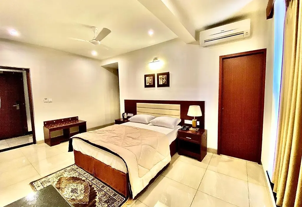Kamat'S Hilltop Leisure-1