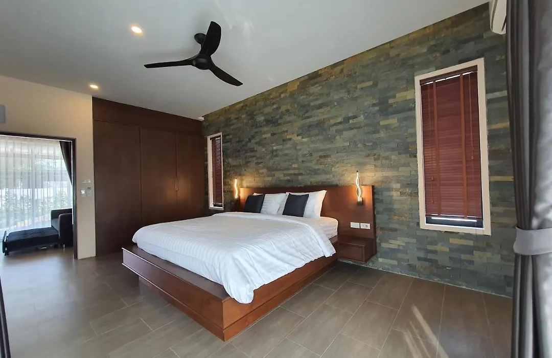 Siri Thai Lodges-1