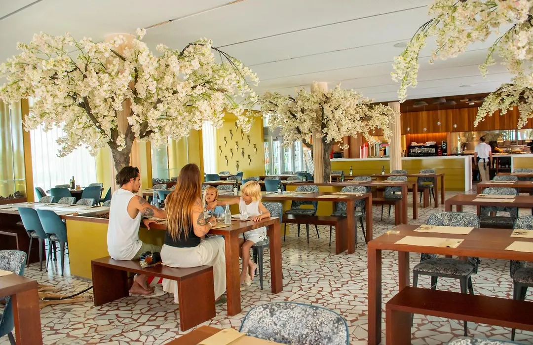 Camping&Resort Sangulí Salou-1