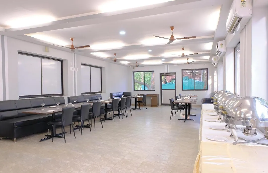 The Byke Retreat - Royal Pearl - Pan India Pure Veg Hotel Chain-1