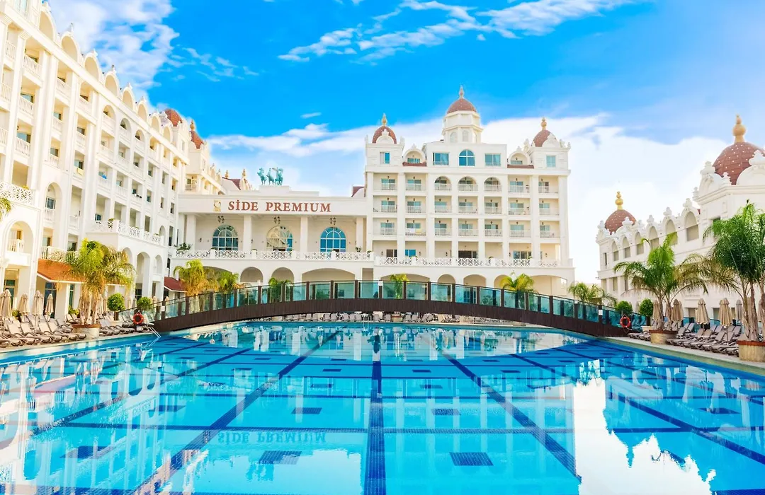 Oz Hotels Side Premium-1