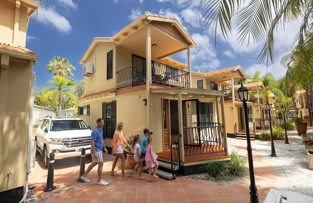 Ashmore Palms Holiday Village-1